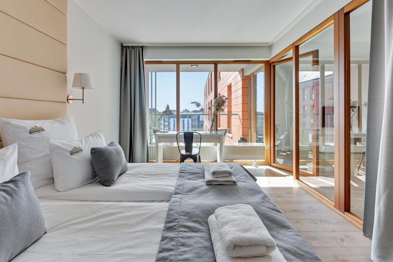 Aura - Riverside & Parking By Downtown Danzig