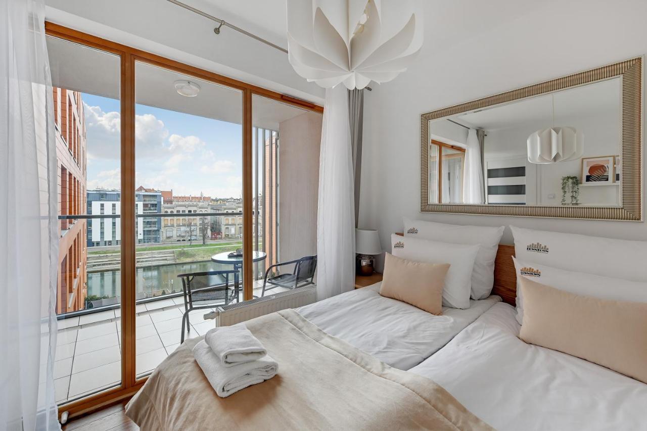 Apartament Aura - Riverside & Parking By Downtown
