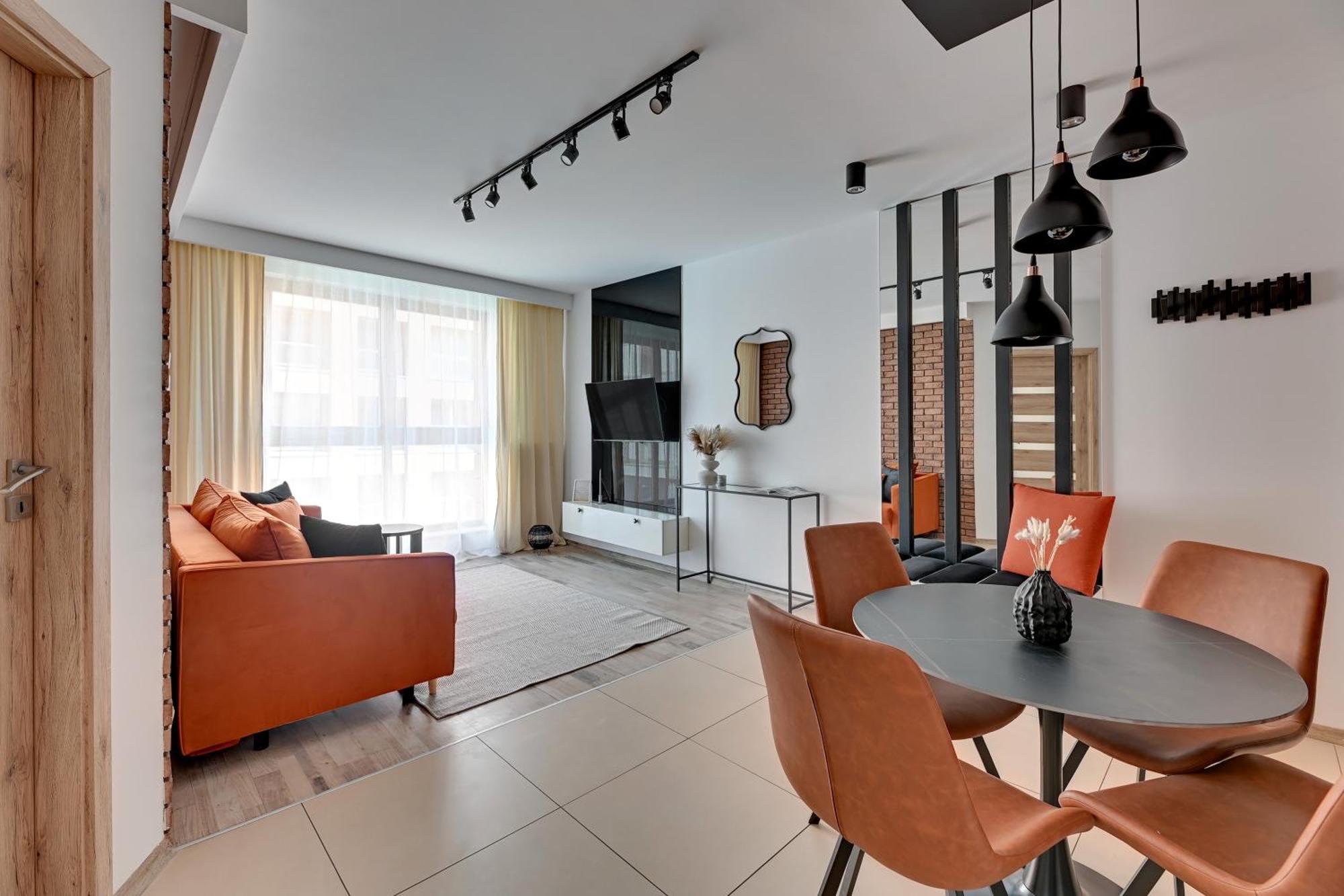 Aura - Riverside & Parking By Downtown Danzig