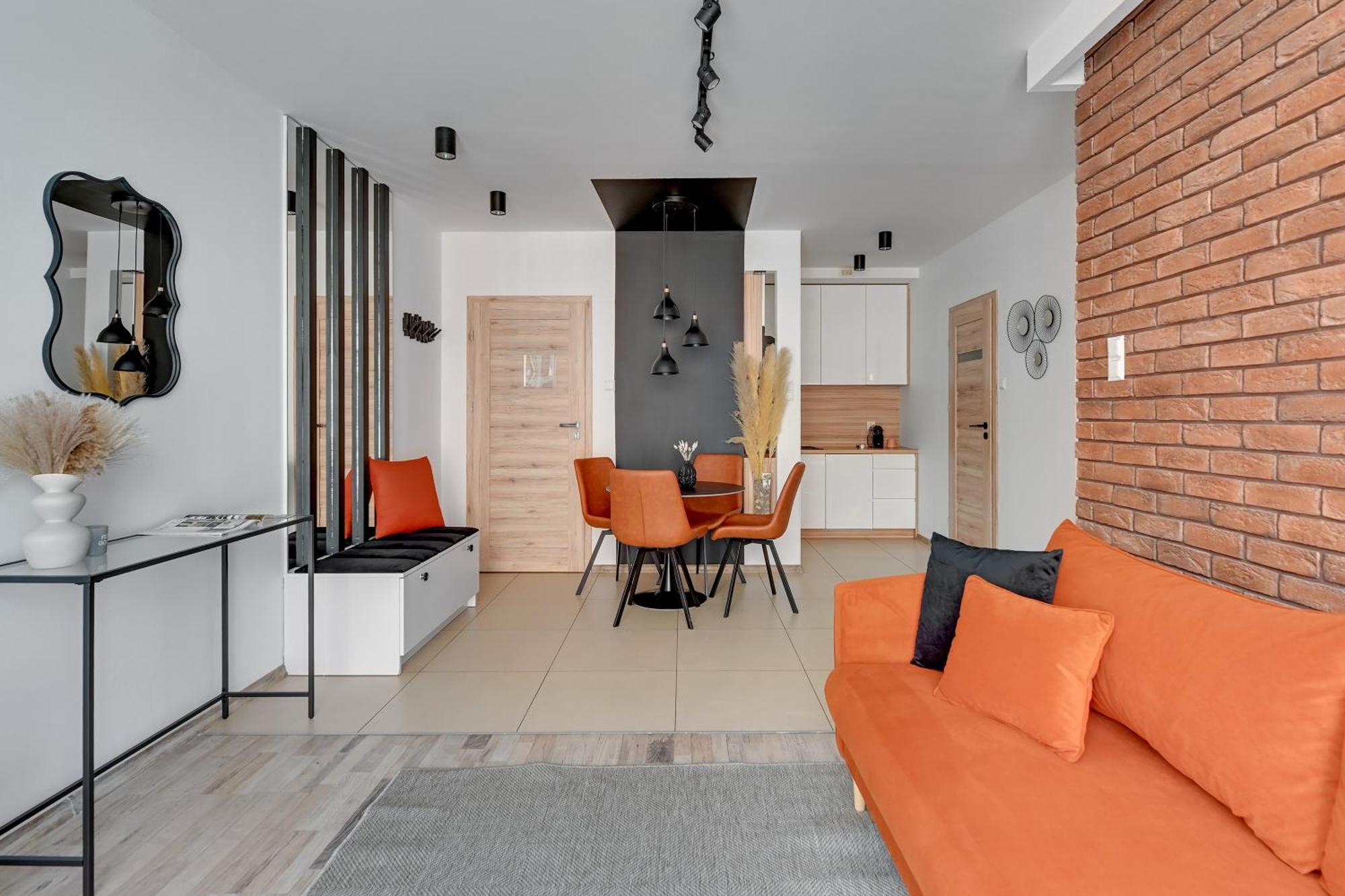 Aura - Riverside & Parking By Downtown Apartment